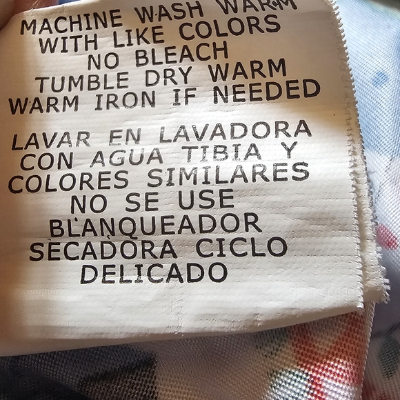 Cassandra O Holiday LlamaTheme Short Slv VNeck Medical Scrub Top Women's Small - Picture 10 of 10